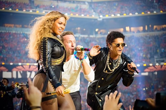 Coldplay, Bruno Mars and Beyonce live performance at Pepsi Halftime