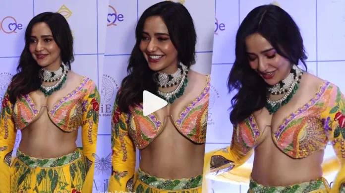 Hotness Overloaded, Neha Sharma Stunned Everyone in Yellow Dress