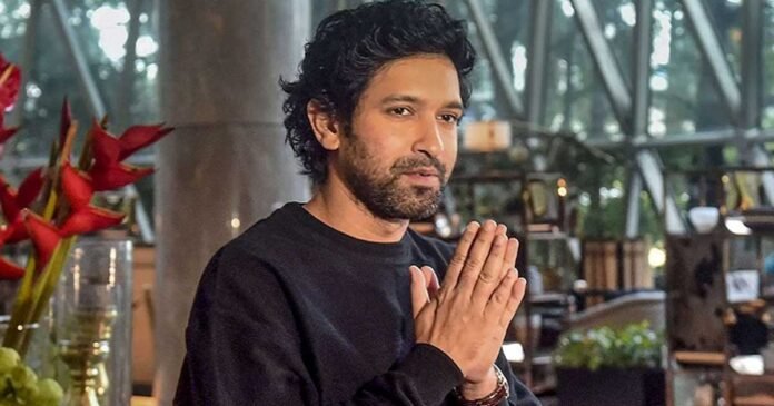 Bollywood's beloved actor shocks fans with a candid post about stepping back—but he promises to return stronger! Here's what really happened behind the viral buzz.