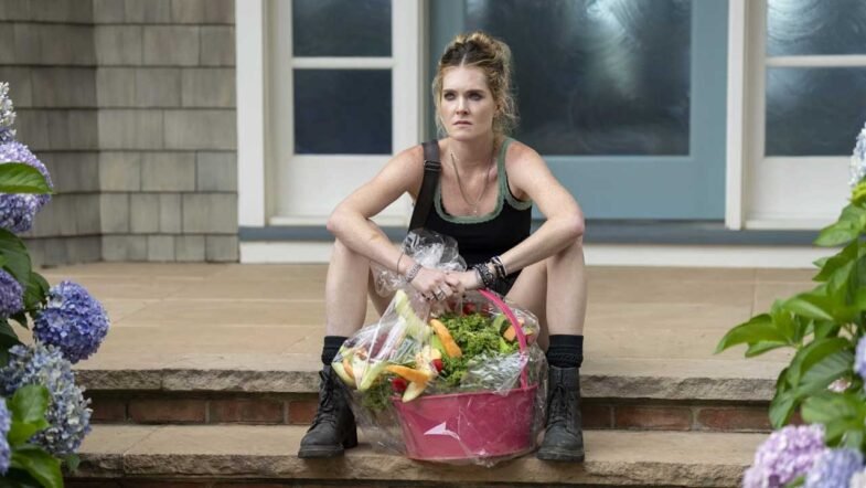 Simone Takes Over, Devon Walks Away: Sirens Ending Explained on Netflix